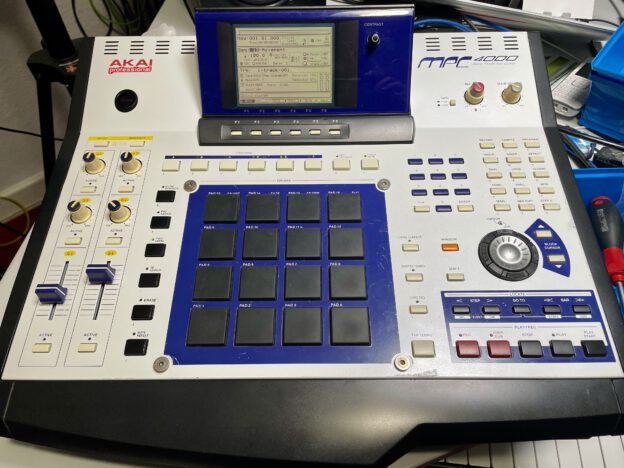 Akai MPC4000